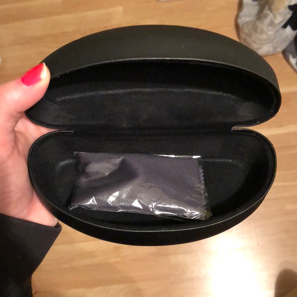 large sunglasses case !